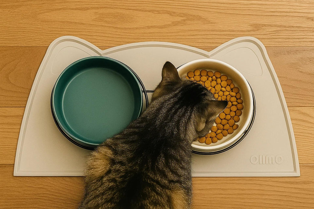 OHMO Cat Food Mat waterproof and dishwasher-safe image communicates easy cleaning.