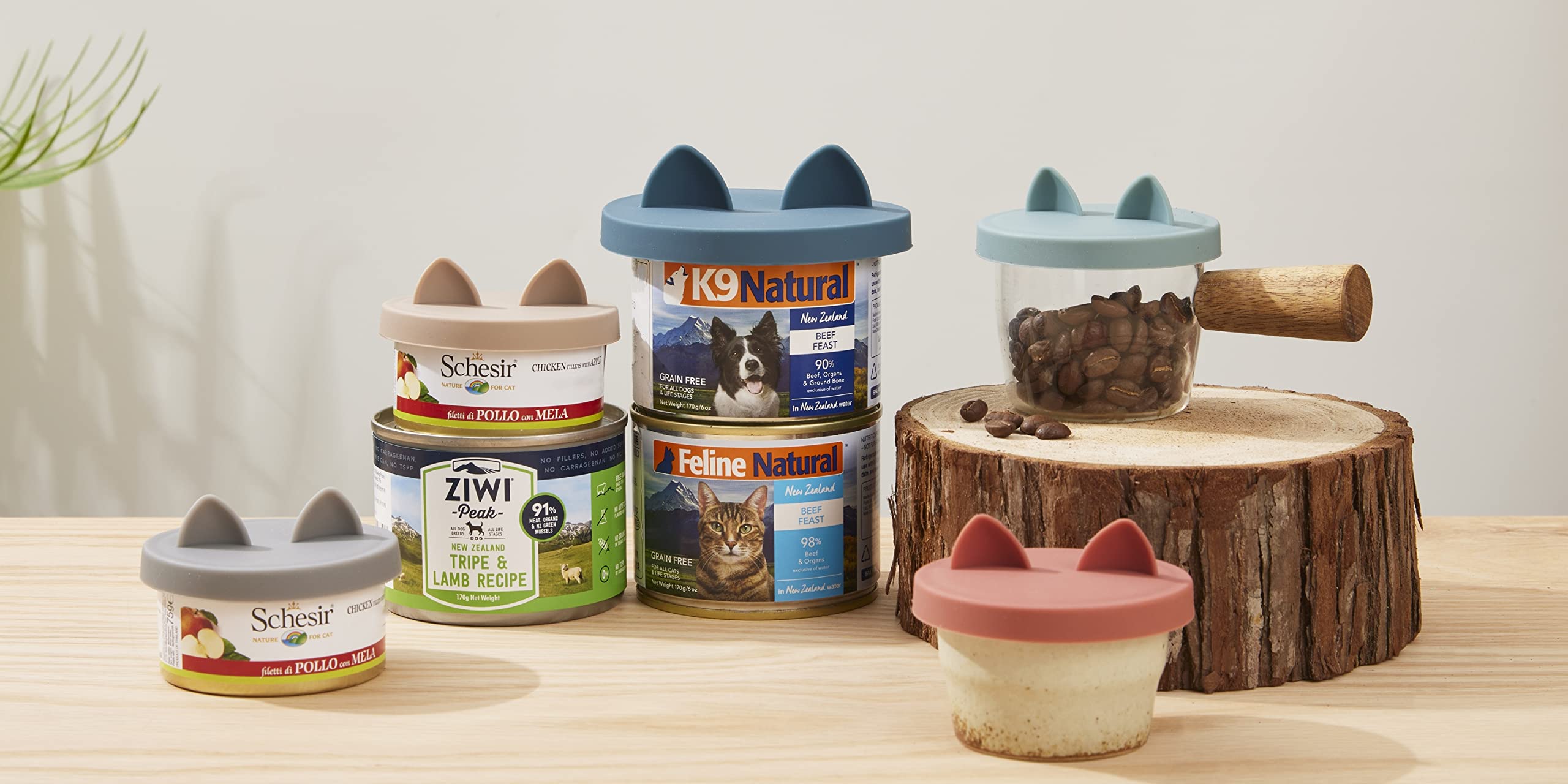 OHMO light-blue lid pack stored neatly for compact kitchen organization.