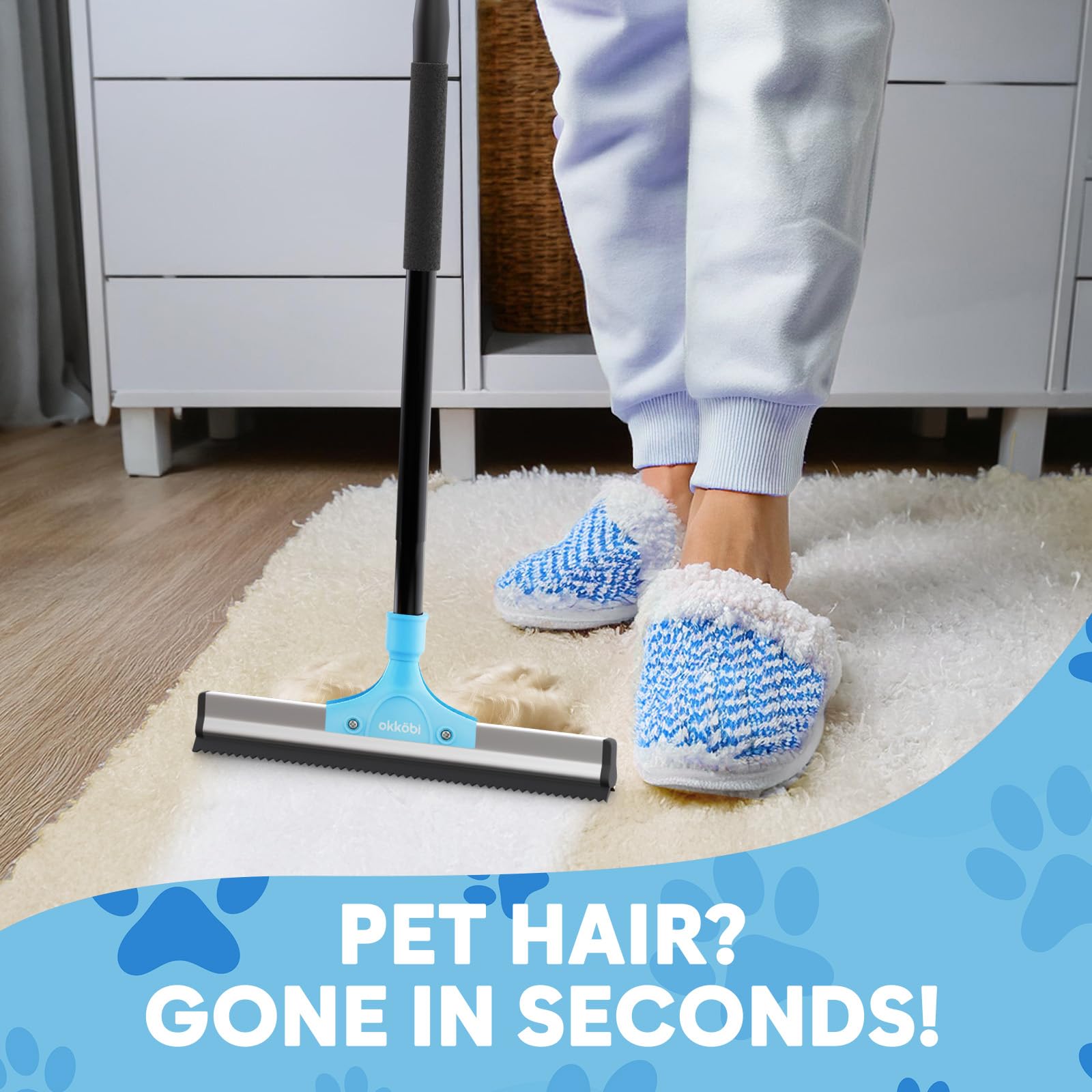 OKKÖBI Carpet Rake copper edge for deep-cleaning carpet fibers and fur removal.