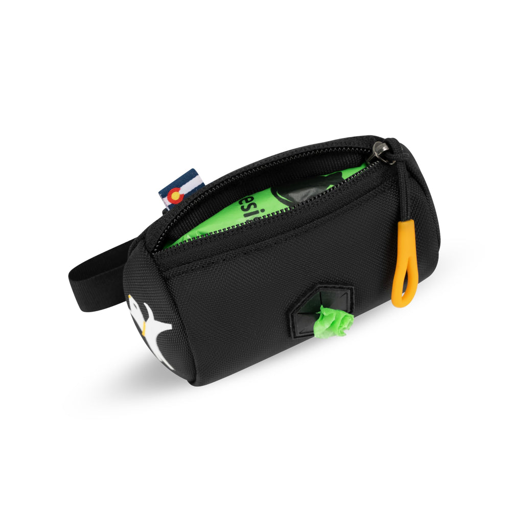 OllyDog Scoop Pick Up fits standard bag rolls for easy replacement on strolls