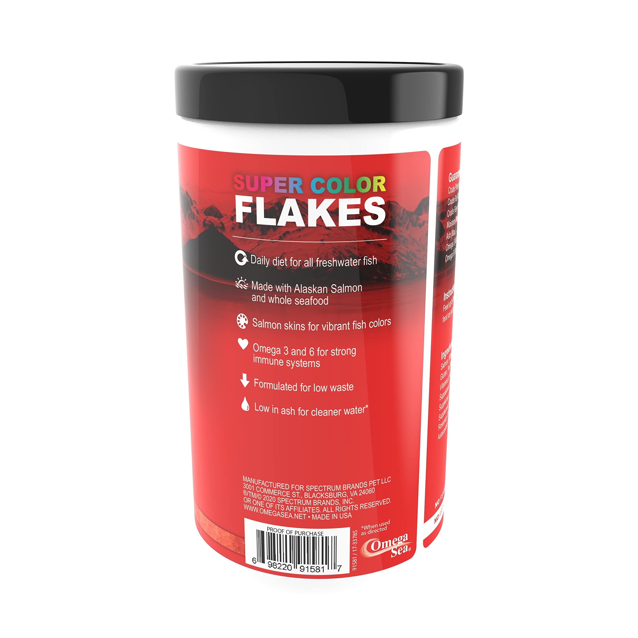 Omega One Super Color Flakes label closeup emphasizes protein and fat guarantees.