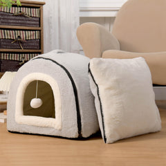 OMIVIER cat bed arched-roof design frees space and reduces claustrophobia.