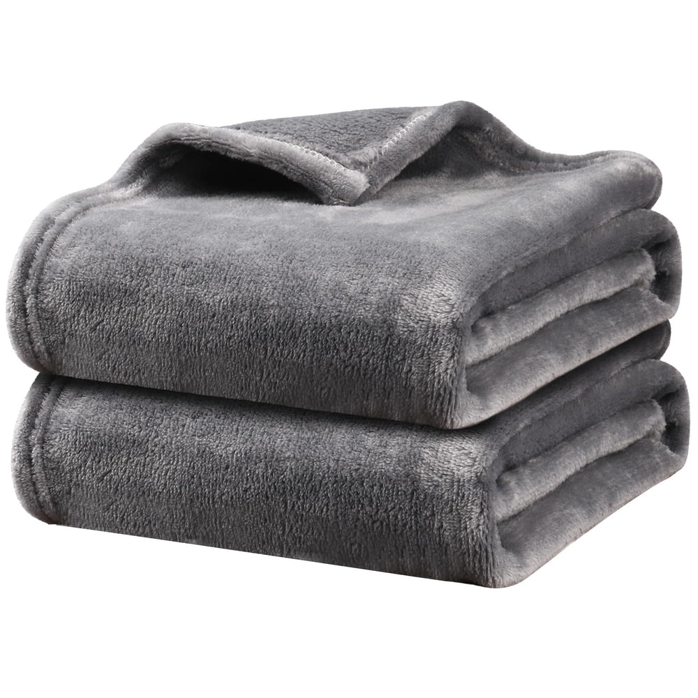 Onarway dog blanket 2-pack folded for easy storage and travel readiness.
