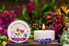 One Fur All Pet House Mini Candles label close-up with clean burn and pet-friendly formula