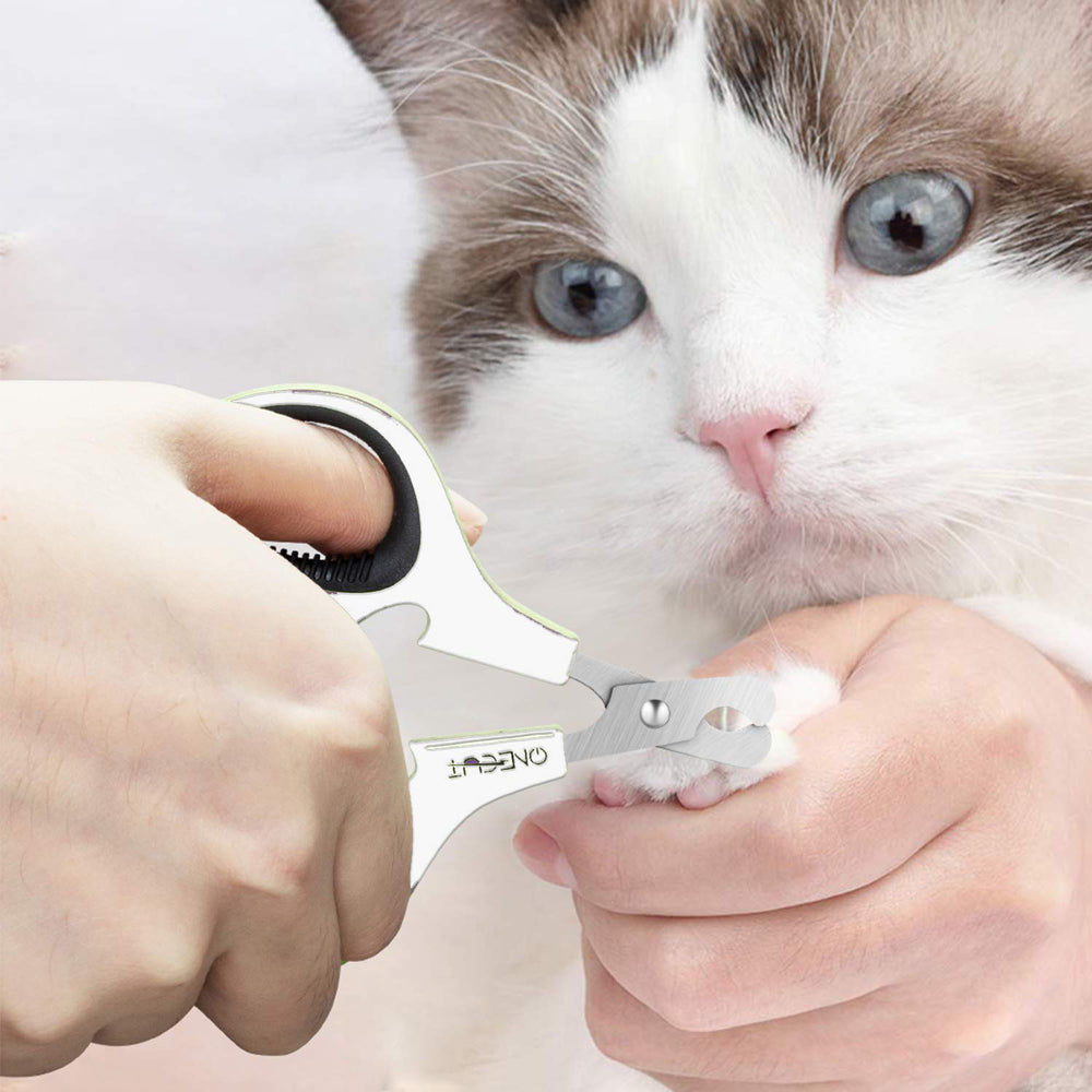 OneCut pet nail clippers furniture protection with neat trims