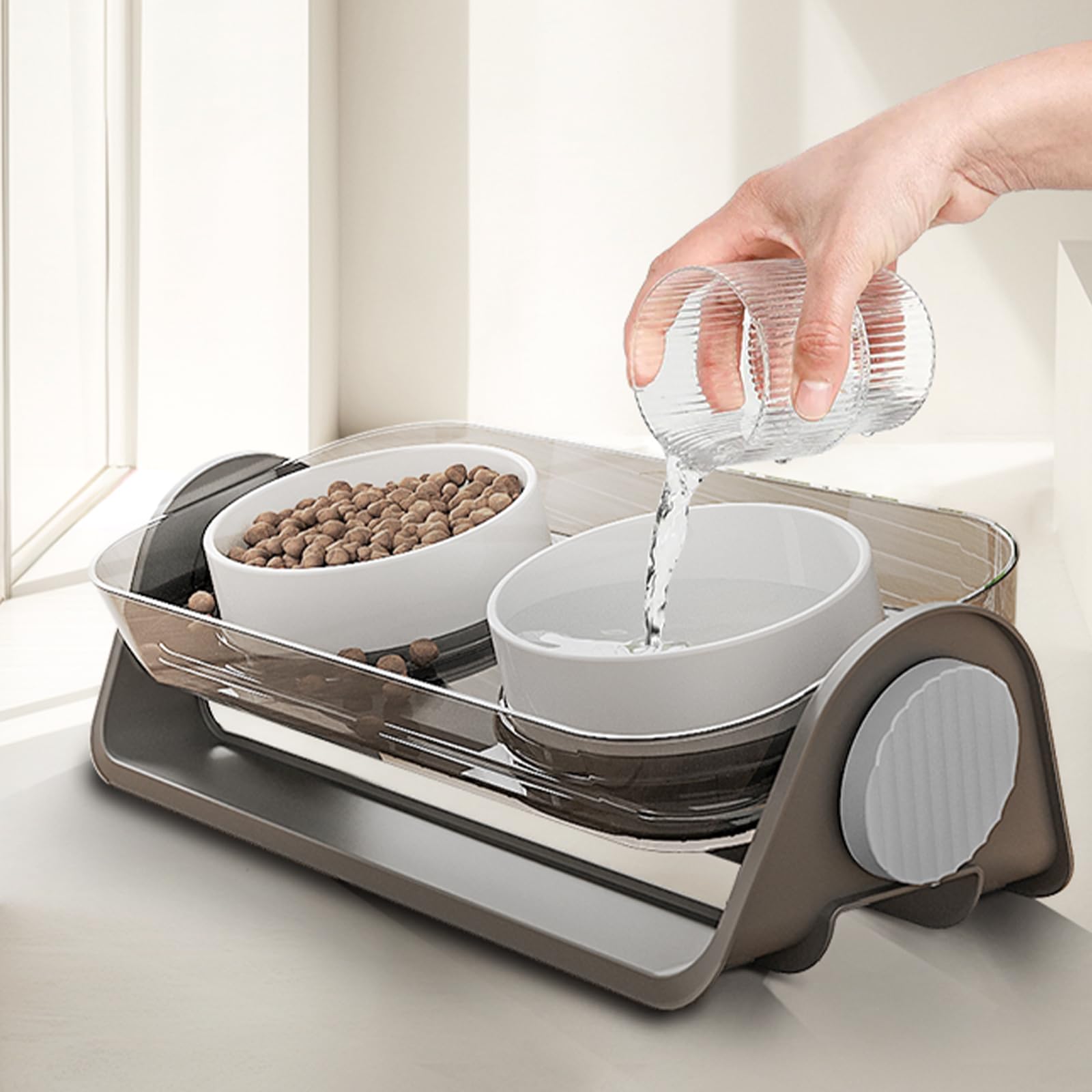 Oneluck dishwasher-safe bowls allow quick cleanup after meals