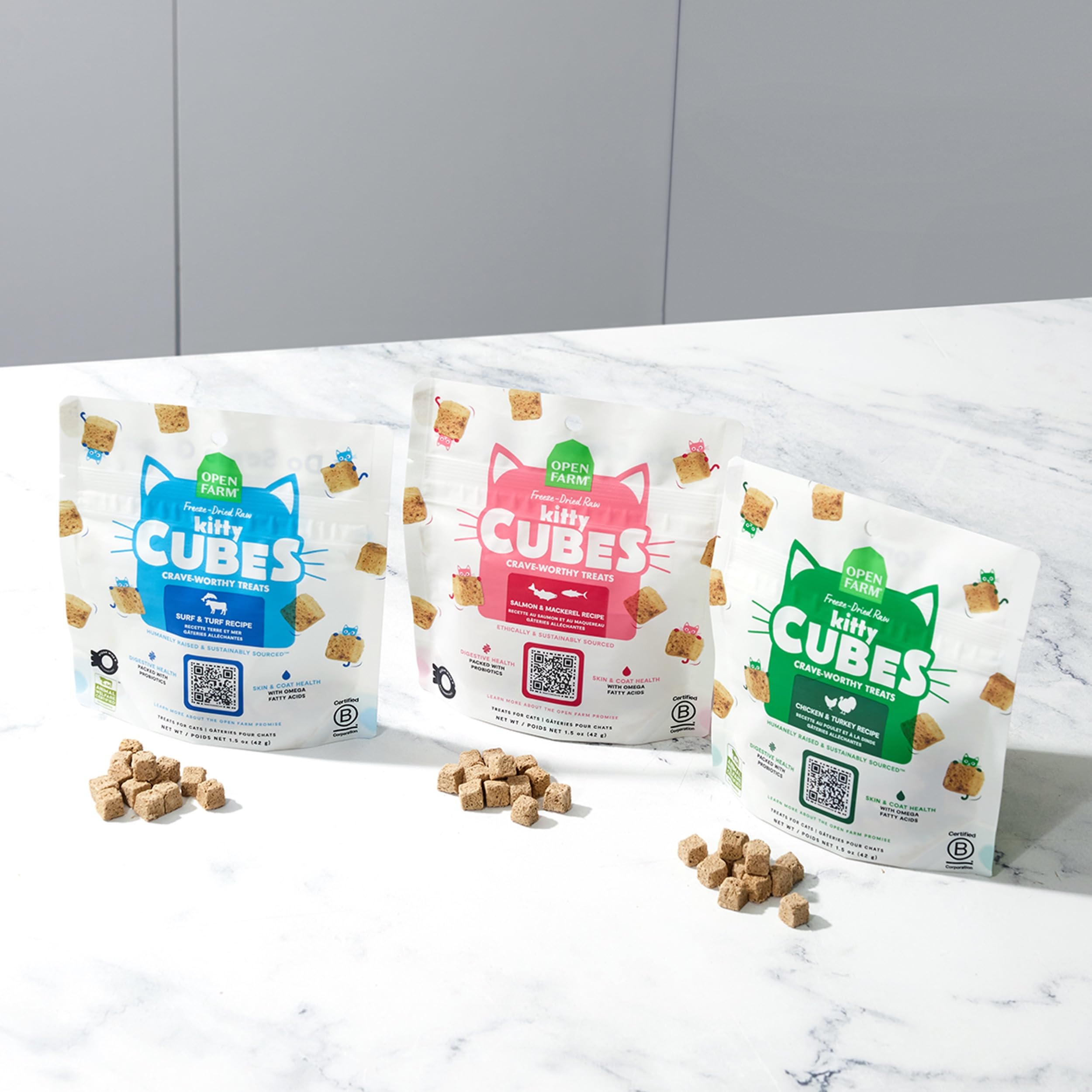 Open Farm Kitty Cubes meal-topper use scenario for easy mixing into meals