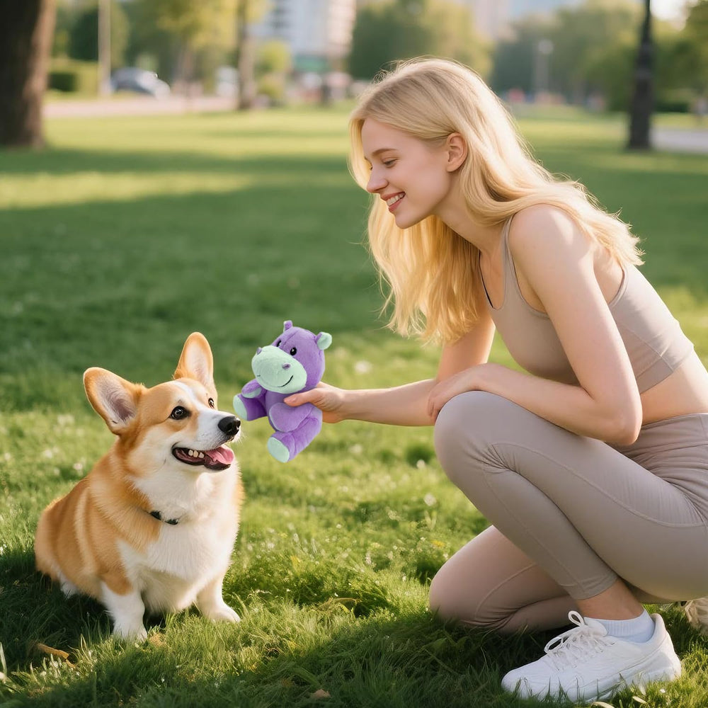 OraneeeO high-rebound-pp-cotton plush toy provides gentle comfort during play.