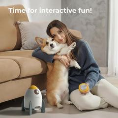 OtterVerz 11 remote button close-up for long-range interactive play