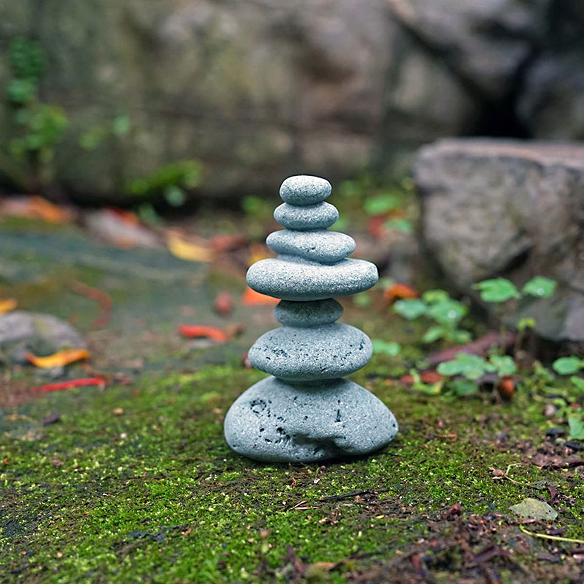 OwMell cairn statue compact size fits tight spaces and shelves.