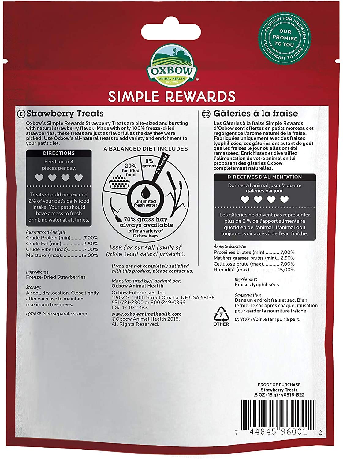 Oxbow Simple Rewards strawberry-banana treat detail highlighting bite-sized pieces