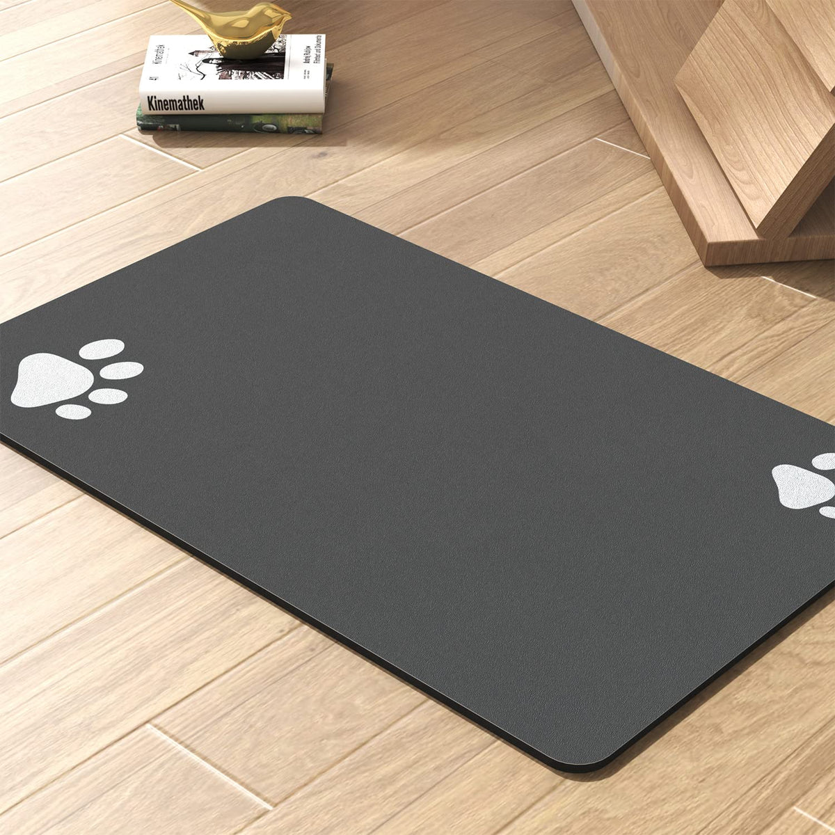 PADOOR pet feeding mat with absorbent surface provides mess-free meals for dogs and cats at home.