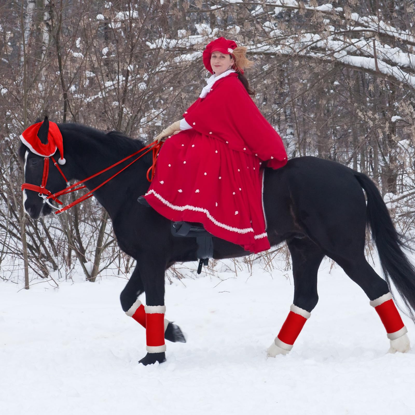 Paterr soft polyester wraps feel gentle on legs for comfortable wear