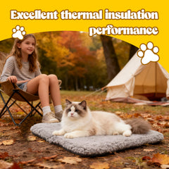 PatiencET self-warming cat bed top view highlighting plush surface