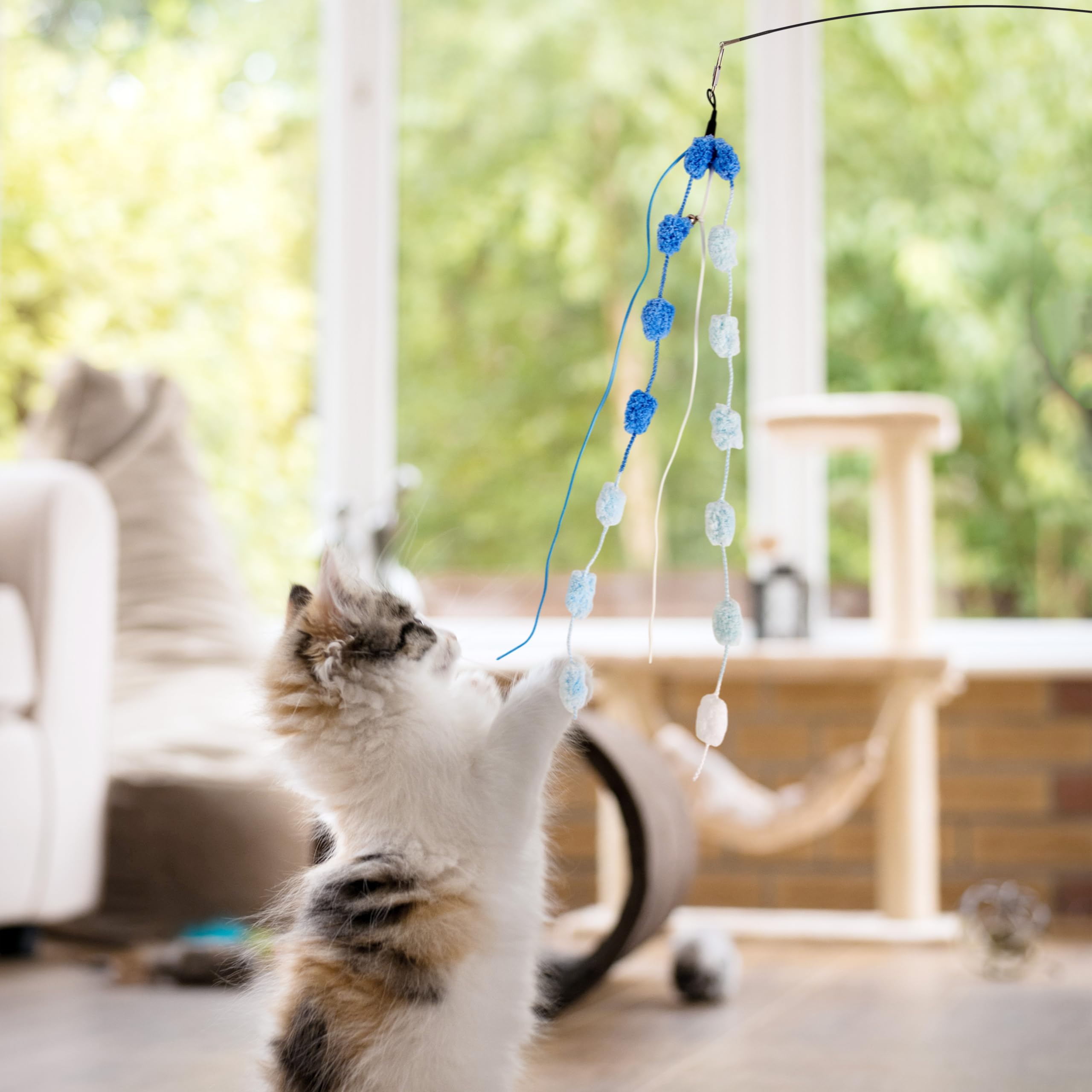 PATTEPOINT cat wand toy durable-storage design simplifies keeping accessories organized.