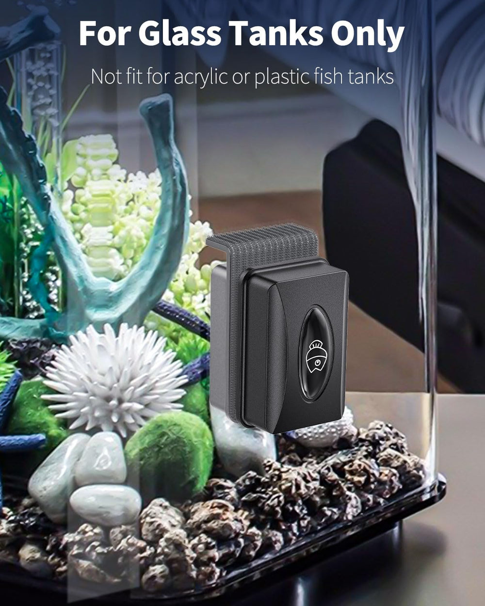 Pawfly Aquarium Magnetic Brush magnet-attachment shot underlines reliable dual-surface cleaning.