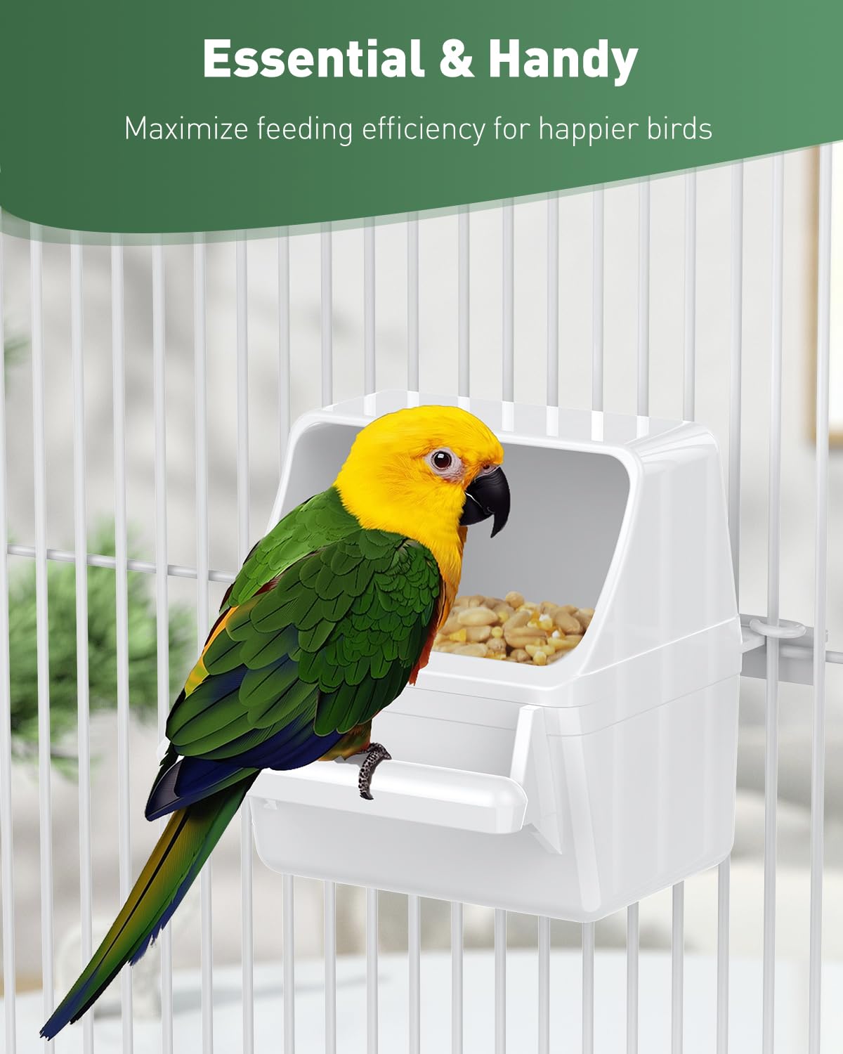 Pawfly 2 mm plastic construction keeps this feeder lightweight yet durable.