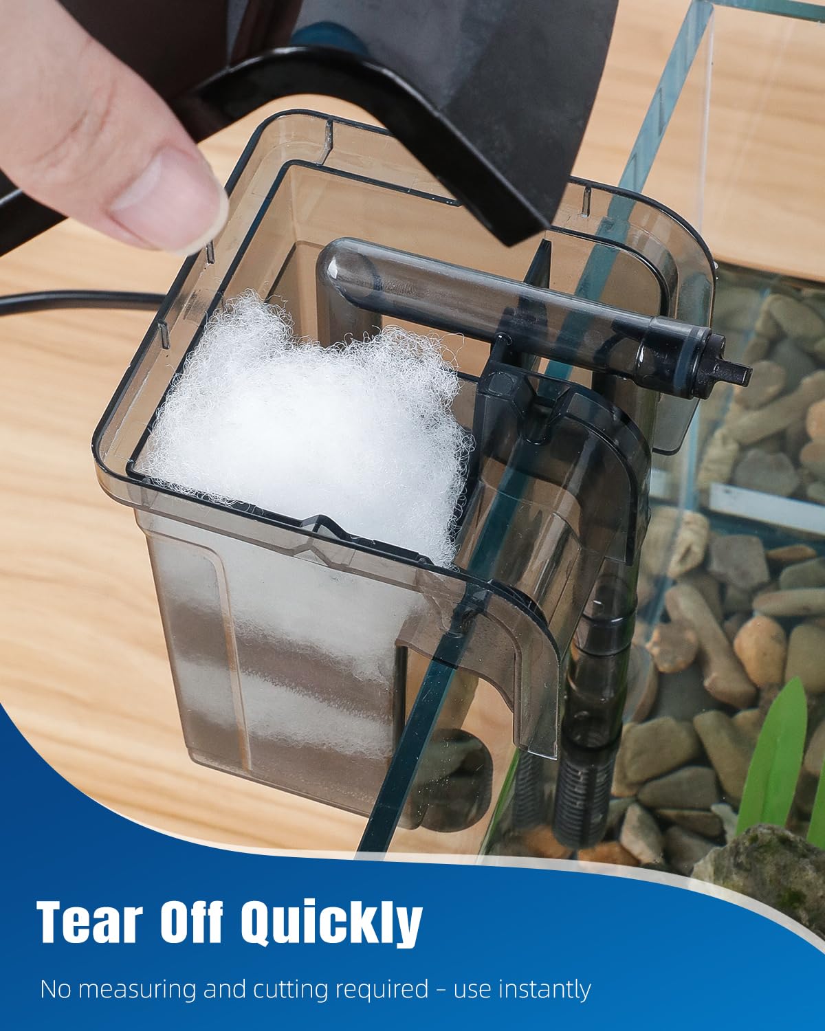 Pawfly Filter Floss demonstrates clearer water in an aquarium setup.
