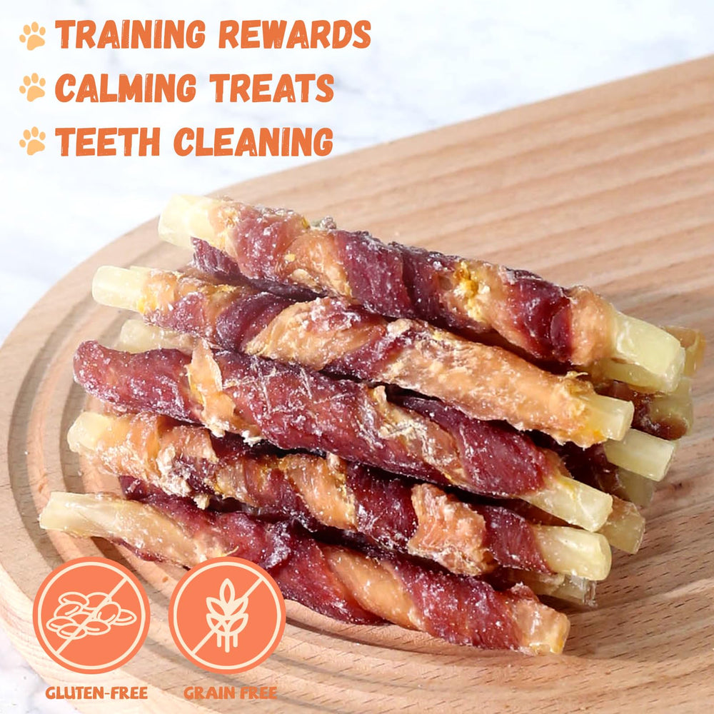Pawmate Triple Flavor treats support dental health with chewy action and omega-3 benefits.