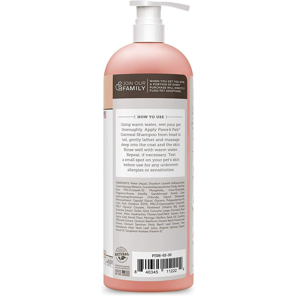 Paws & Pals dogs and cats-friendly rinse supports a soothing daily grooming routine.