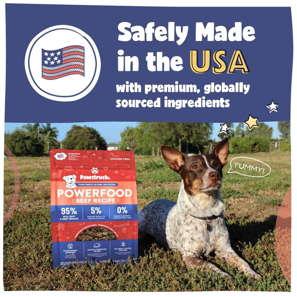 Pawstruck vet-recommended label on bag builds shopper trust.