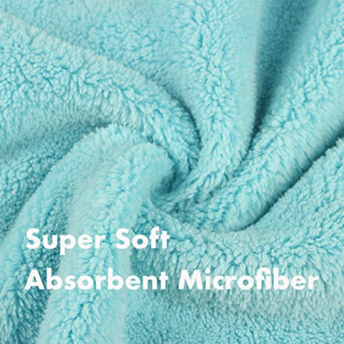 Pawyee microfiber fabric close-up shows softness and absorbency