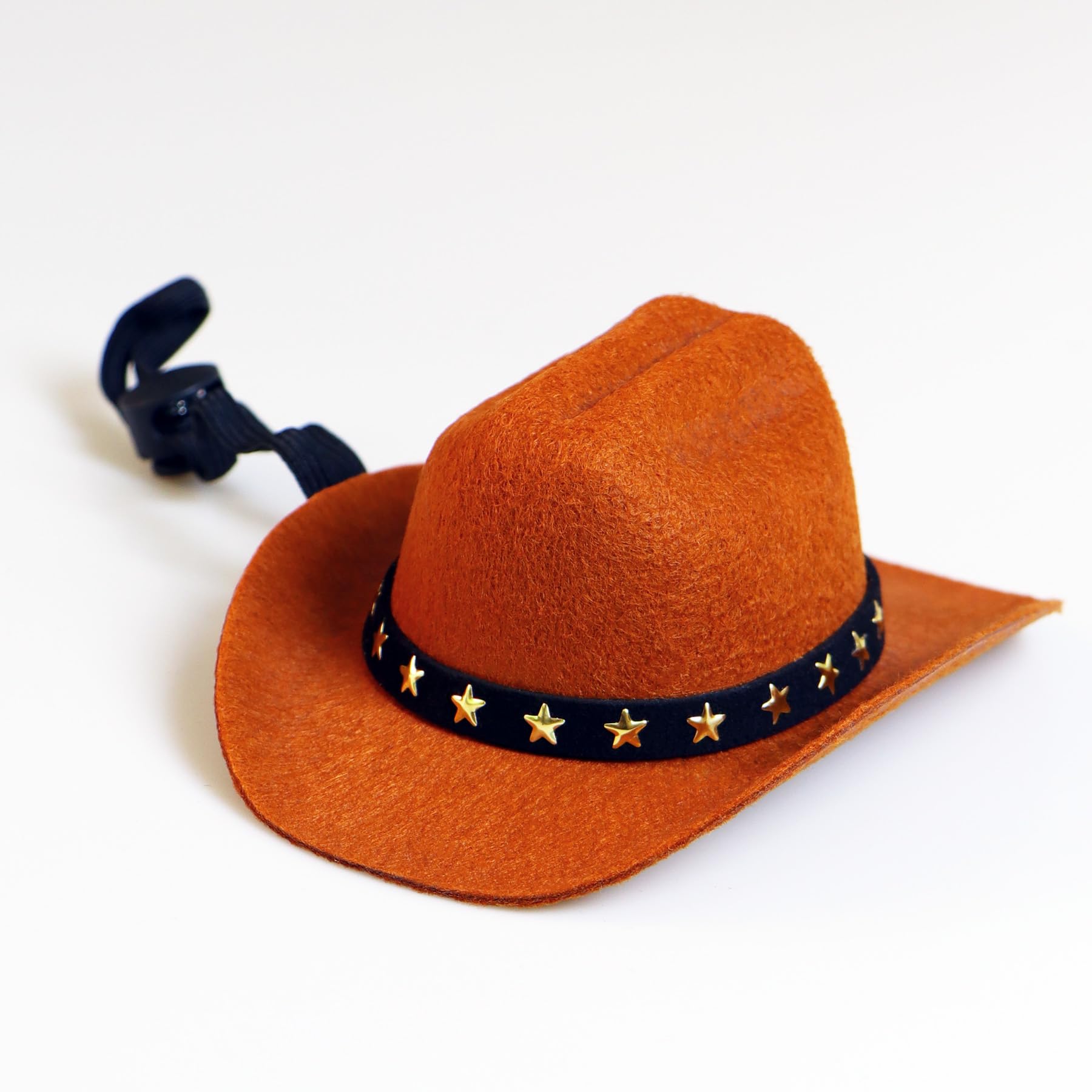 PAYHTOW thick felt hat keeps shape for reliable costume display.