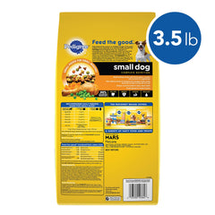 PEDIGREE small-dog dry-kibble texture close-up illustrating dental-friendly crunch