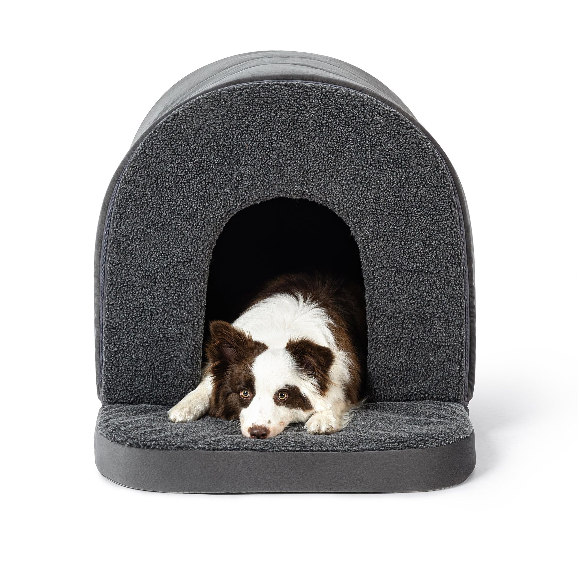 PELZIN dog house opening measures 10x12 inches for easy access.
