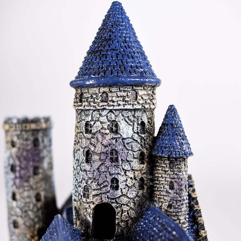 Penn-Plax Age-of-Magic Wizard's Castle measures 7.25 by 5.5 by 10 inches for tank planning.