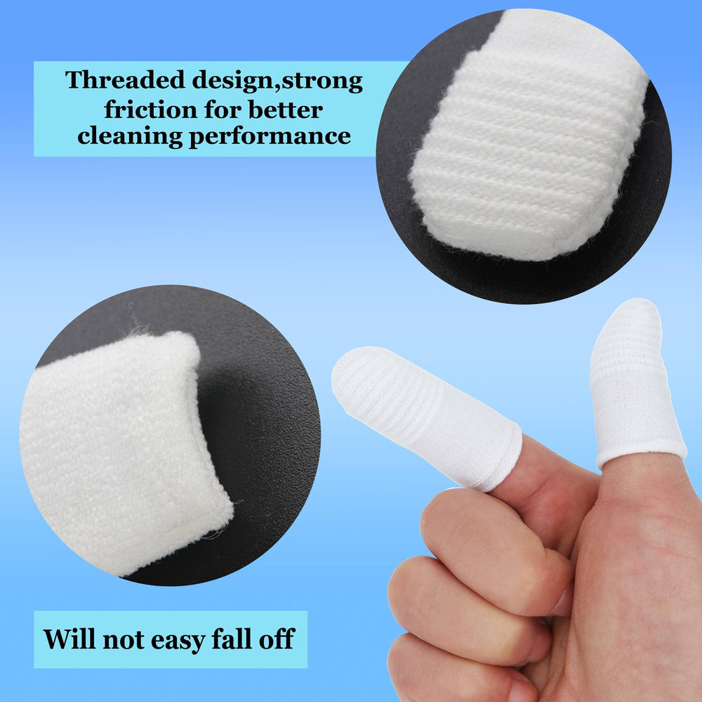 PenVinoo two-finger toothbrush aids brushing for small dogs and cats