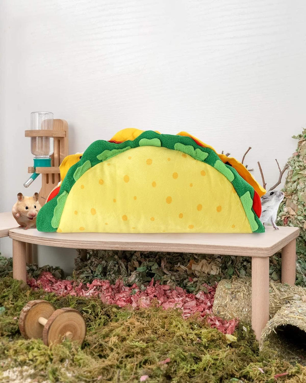 Percozzi Taco Multi-Function Habitat supports hiding, playing, and resting in one piece.