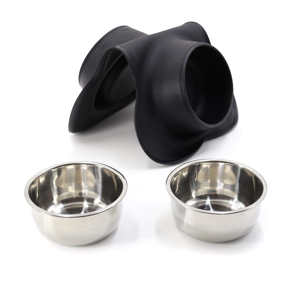 Pet Deluxe non-toxic materials provide safe, durable feeding for pets.