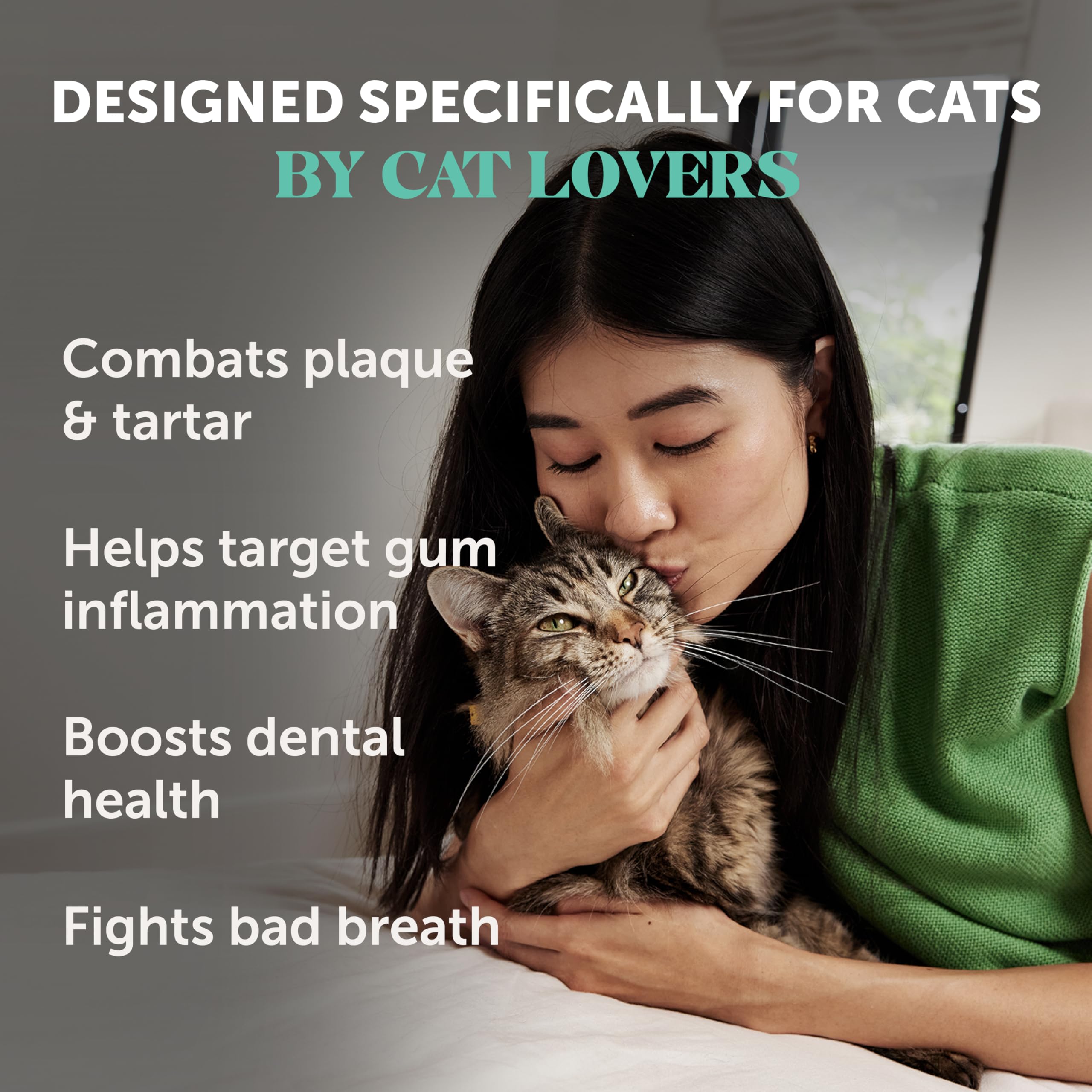 Pet Honesty dental powder scoop shows easy sprinkle on meals.