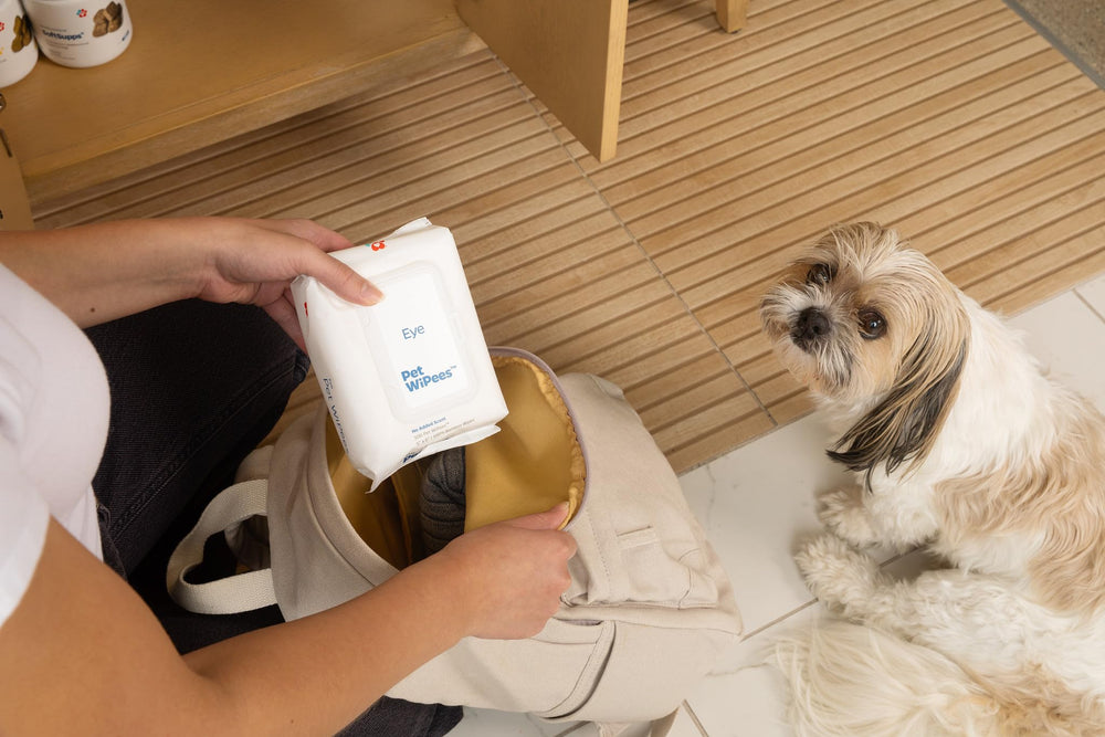 Eye Pet WiPees suitable for both dogs and cats to remove debris