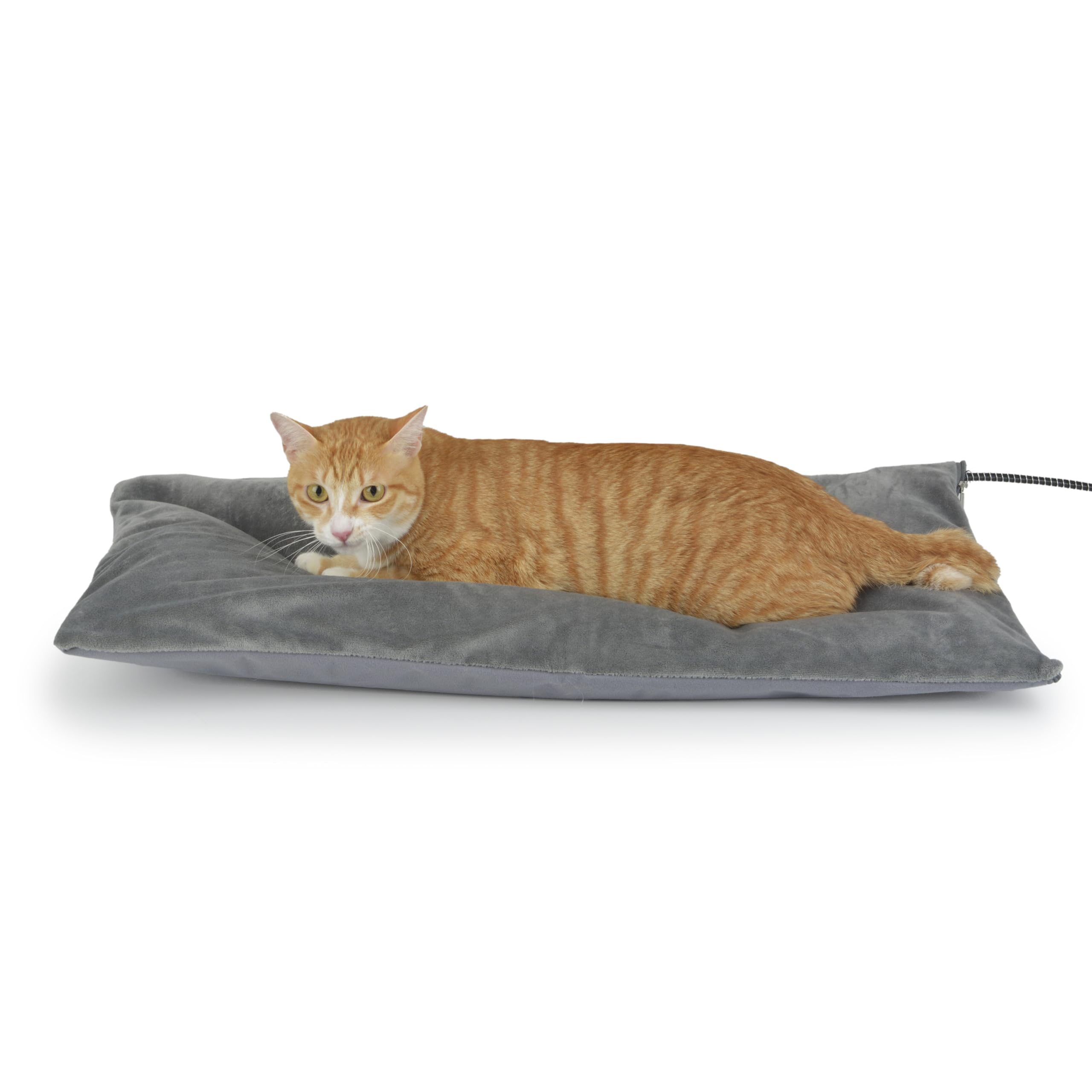 Petace outdoor heated cat bed cover closeup highlights plush warmth for chilly days