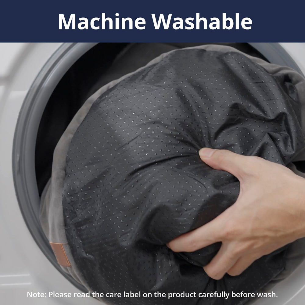 Petace self-warming cat bed cozy nap scene showing relaxed kitty