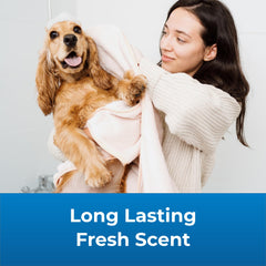 PetAg Fresh ’n Clean moisture boost demonstrates vitamin E and aloe vera on a soft coat.