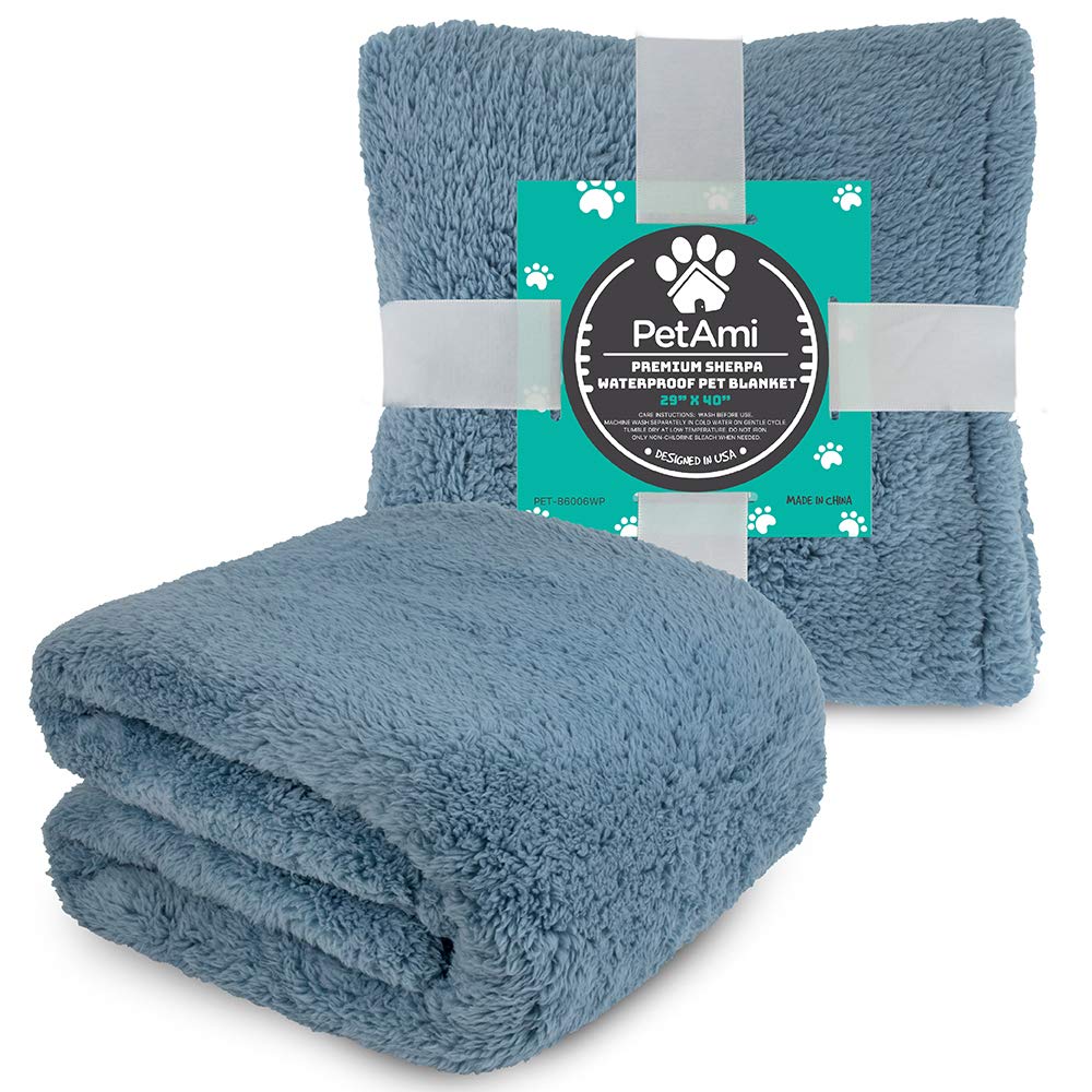 PetAmi blanket suitable for all-size dogs and cats alike