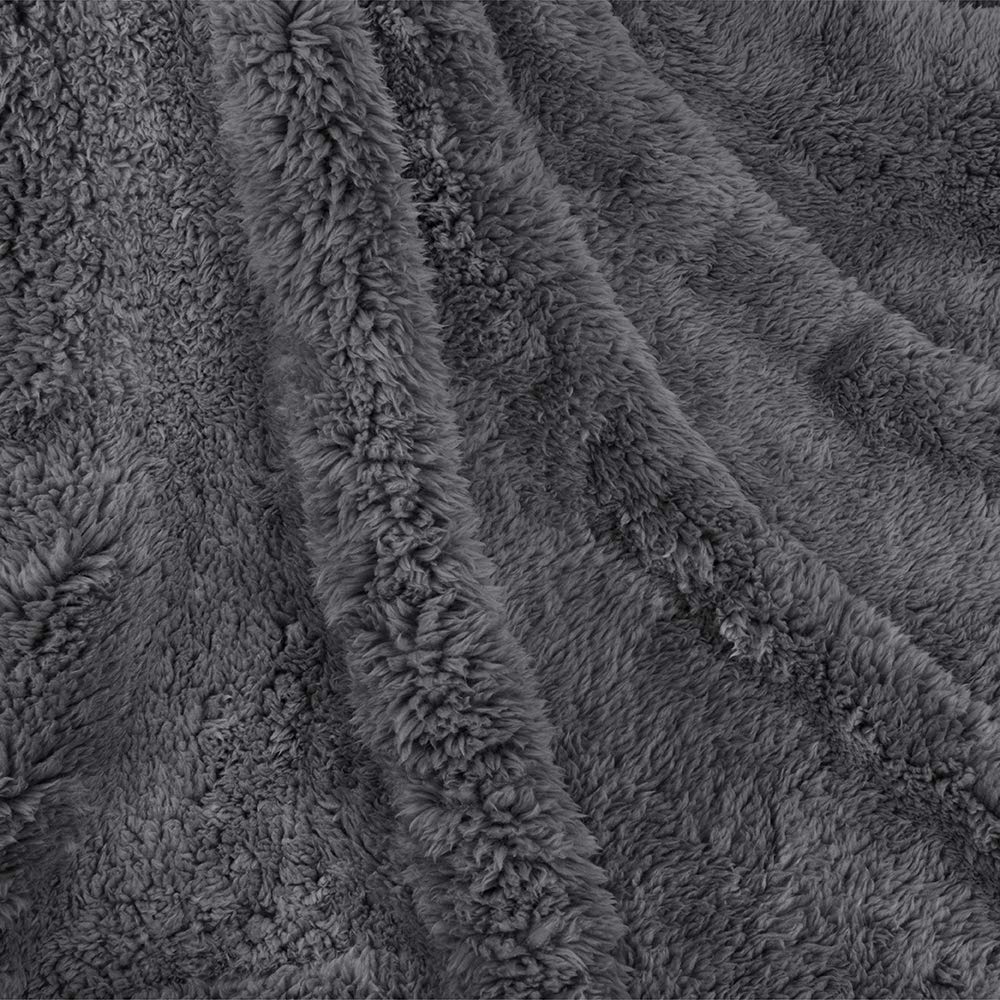 PetAmi car blanket ready for road trips, protecting seats from fur and spills.