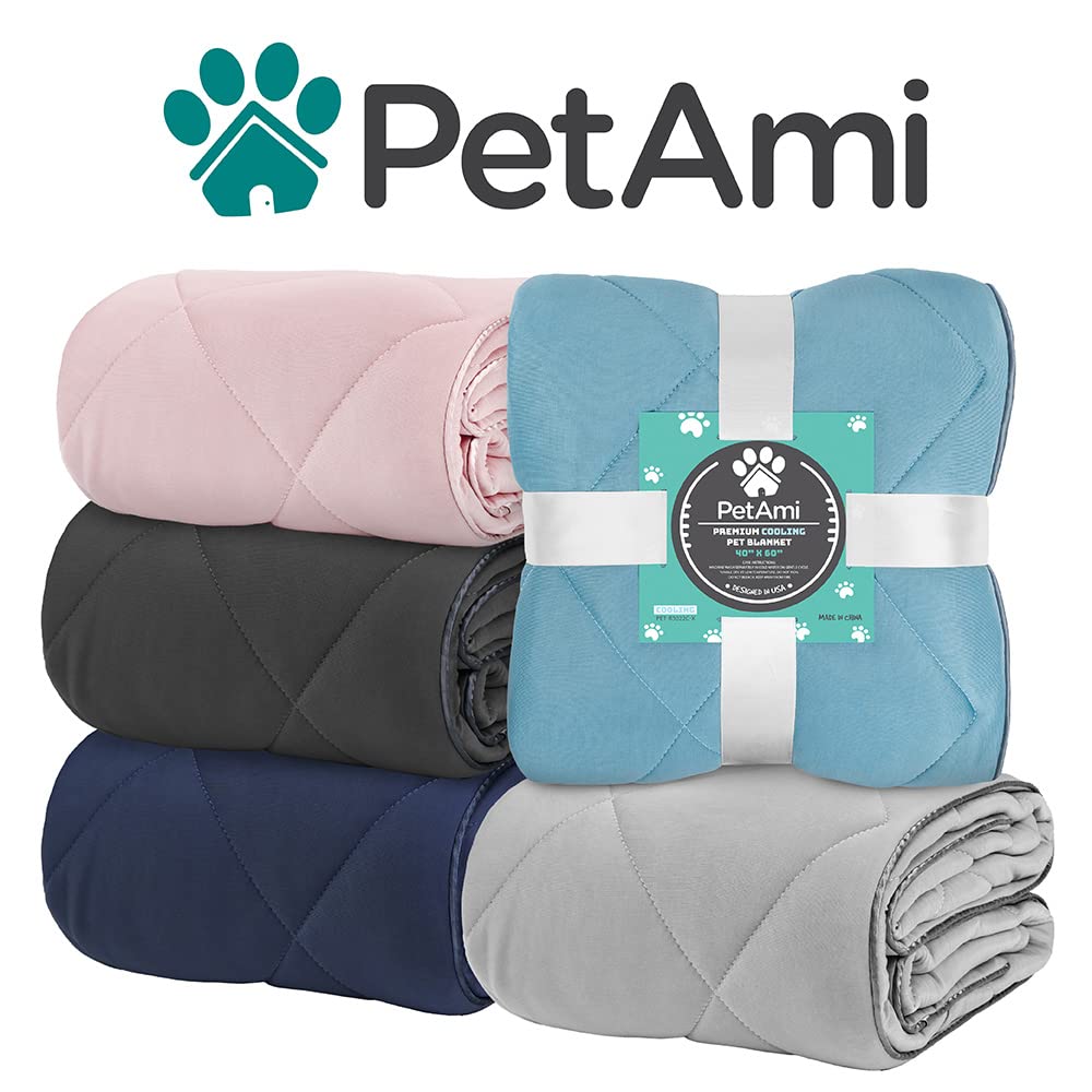 PetAmi Premium Cooling Dog Blanket machine-washable tag suggests easy cleaning