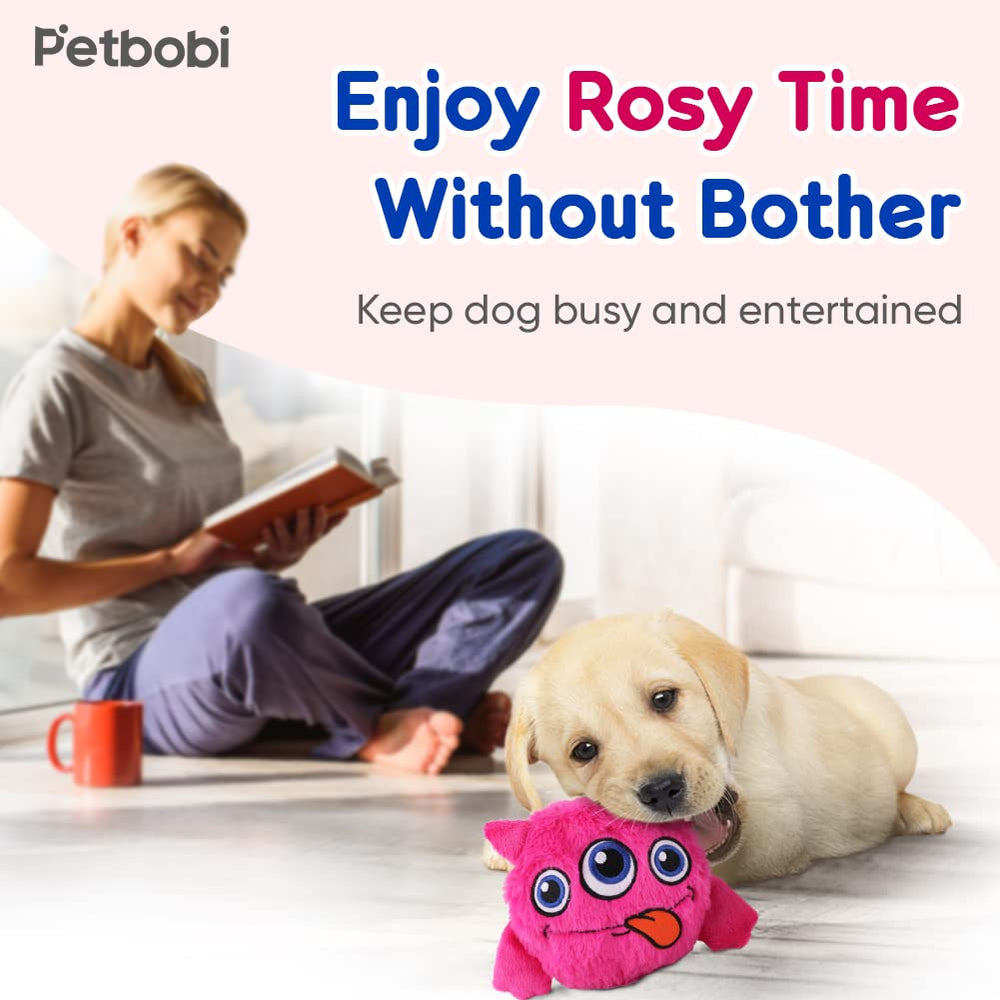 Petbobi Monster Active Ball dog chasing scene demonstrates chase-friendly motion.