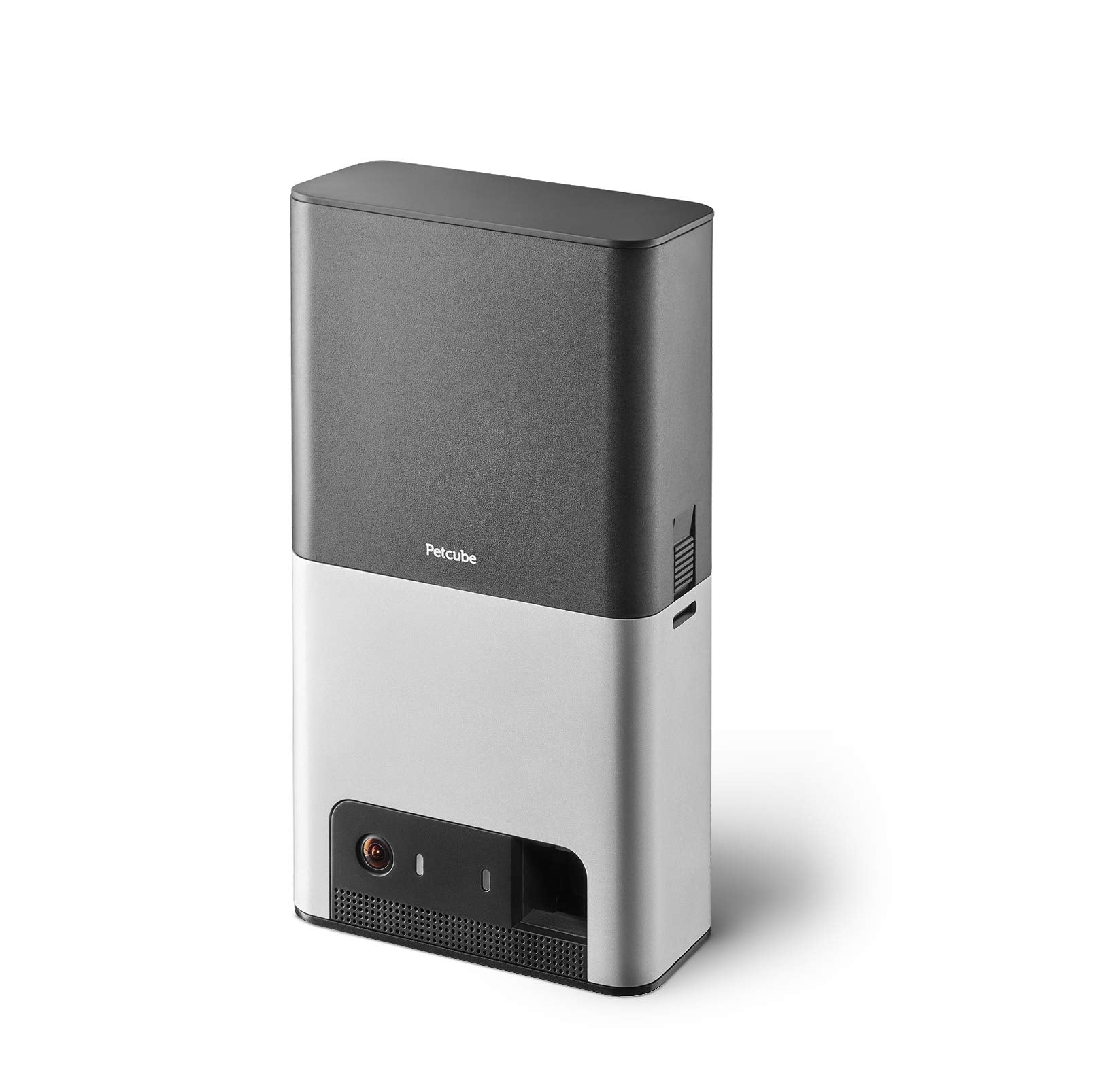 Petcube Bites 2 4 mic array ensures crisp audio