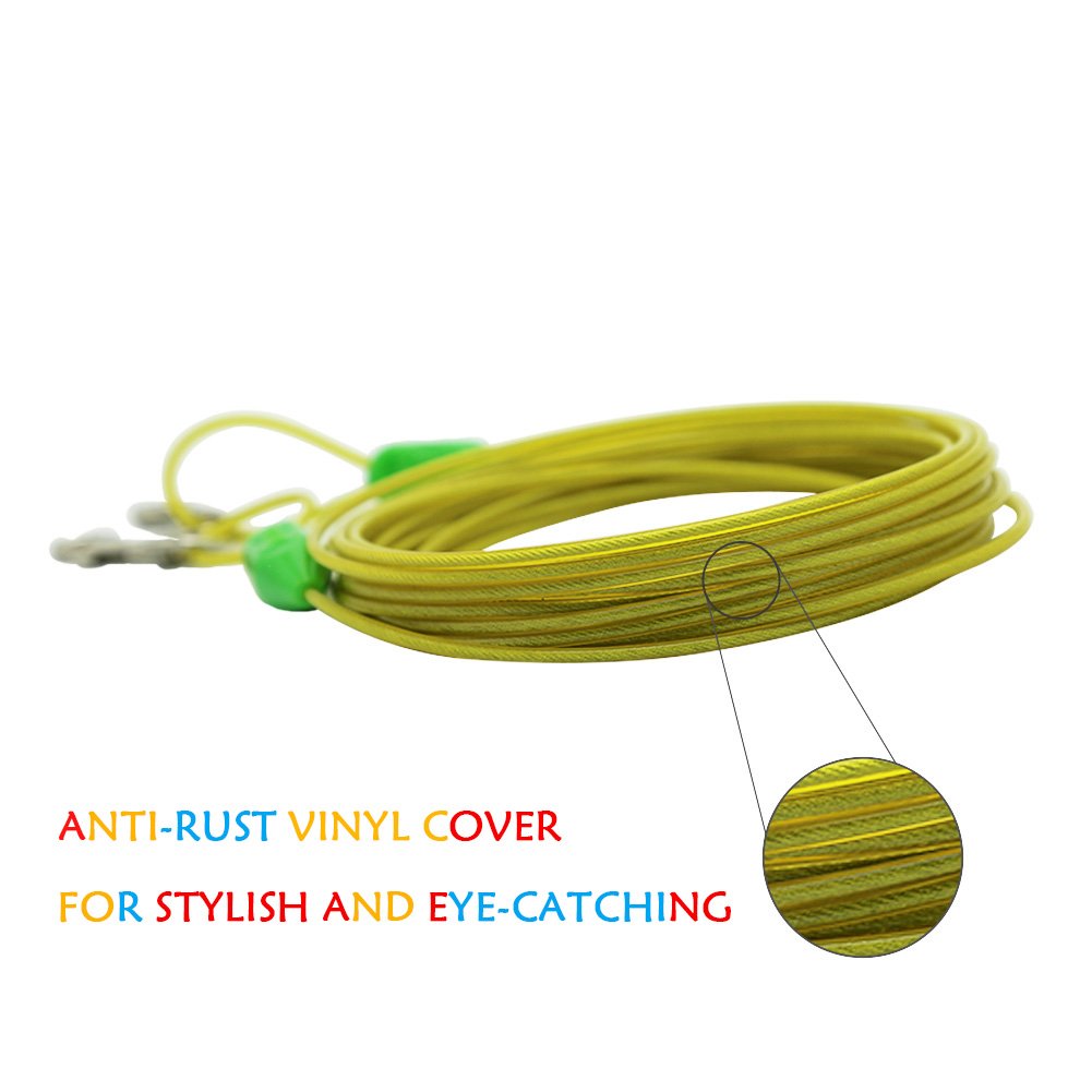 Petest anti-rust snaps on a tie-out cable ensure long-lasting outdoor use.