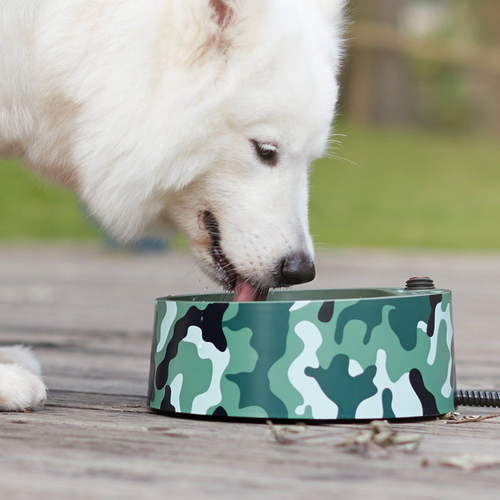 Petfactors heated pet bowl for outdoor use keeps pets hydrated in cold weather.
