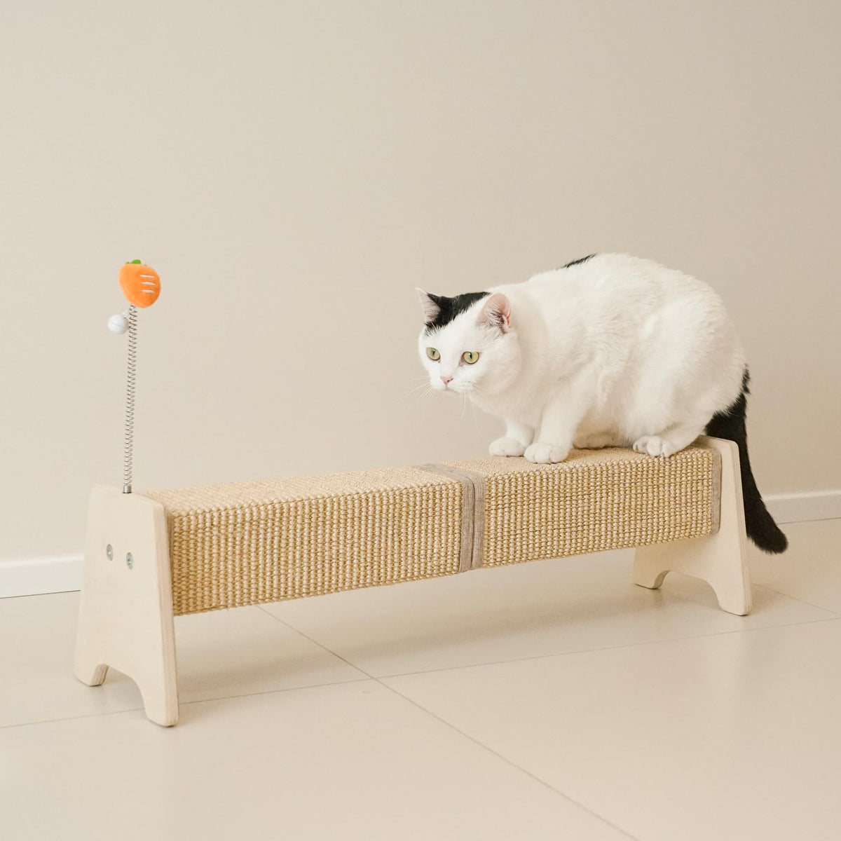 PETKARAY horizontal scratching post—stable, safe scratching for indoor cats
