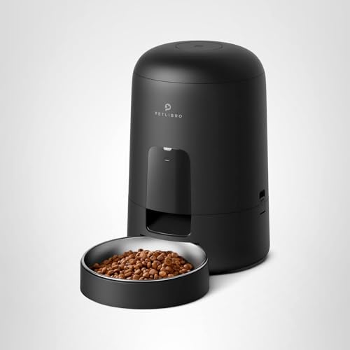 PETLIBRO locked-top lid prevents paw stealing during day