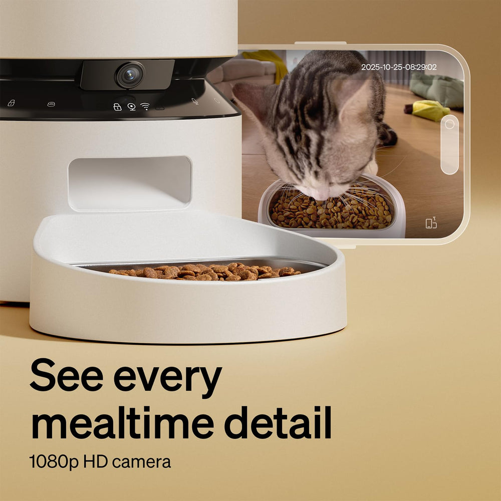 PETLIBRO feeder top view highlighting space-saving profile