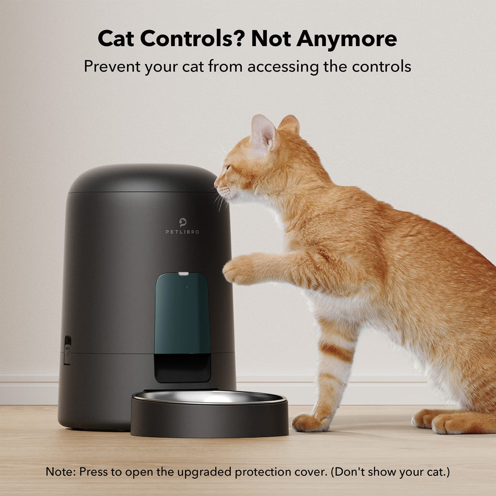 PETLIBRO Control panel cover prevents accidental pet presses.