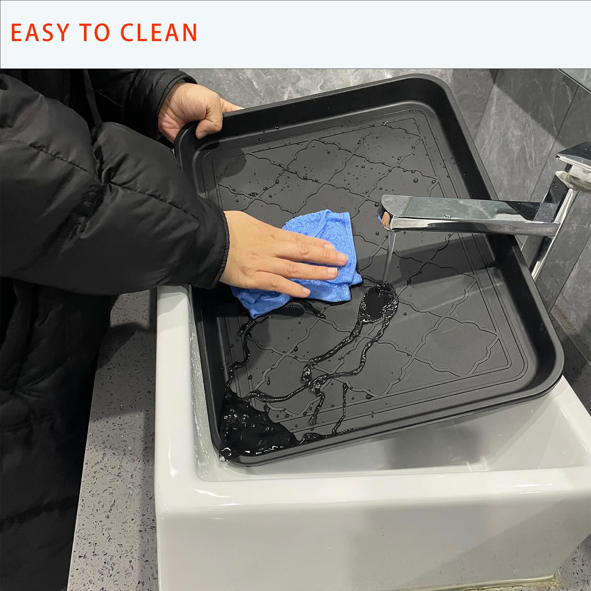 PetLike boot tray non-slip back prevents sliding on floors.
